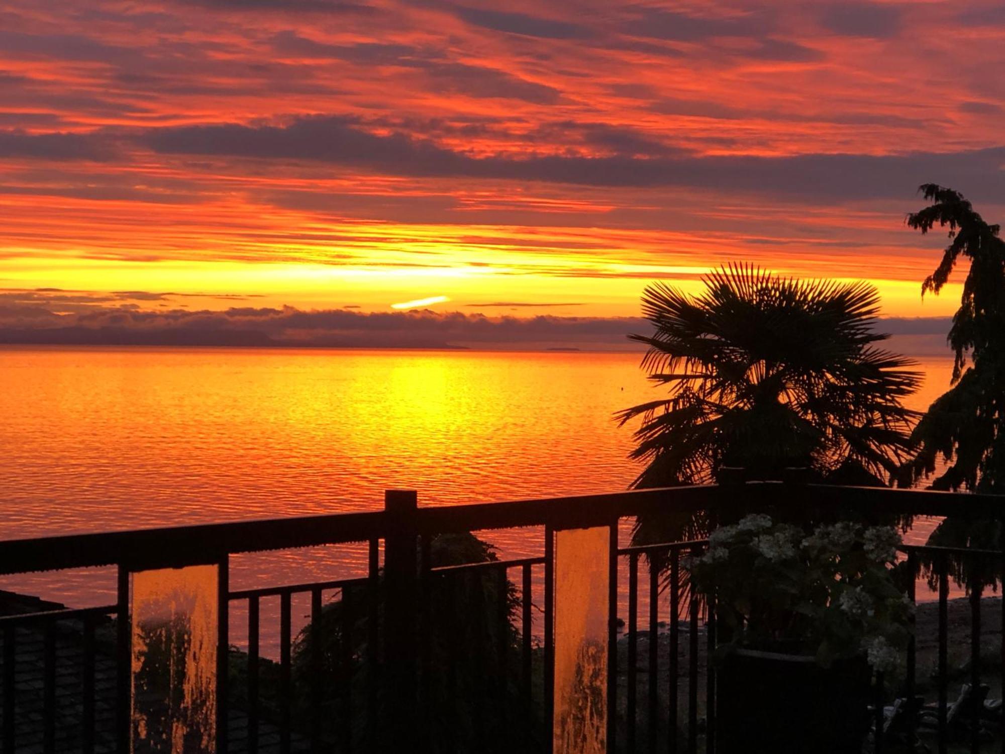 Qualicum Breeze Beach Resort Bowser Dış mekan fotoğraf